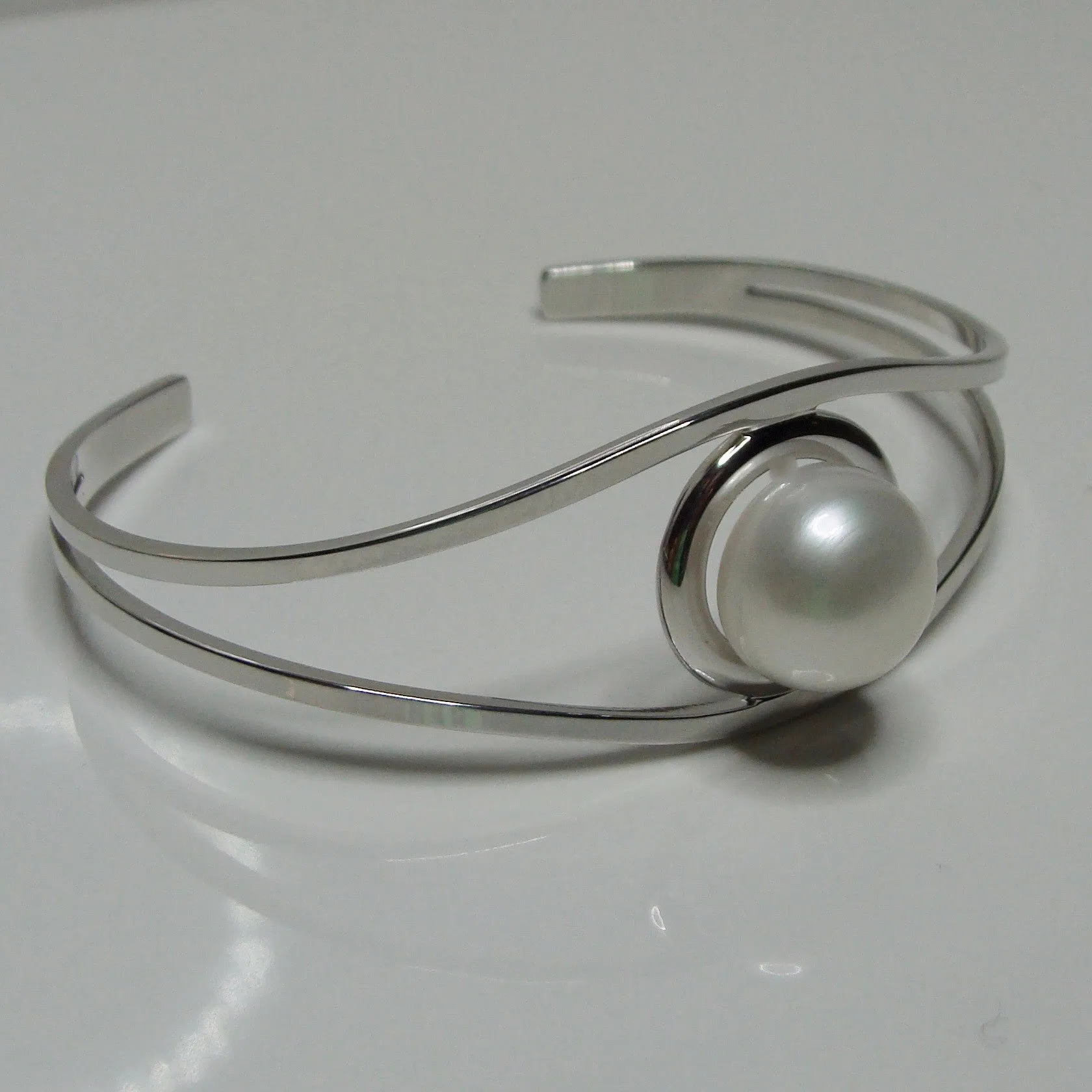 Cultured Freshwater Pearl Cuff Bangle