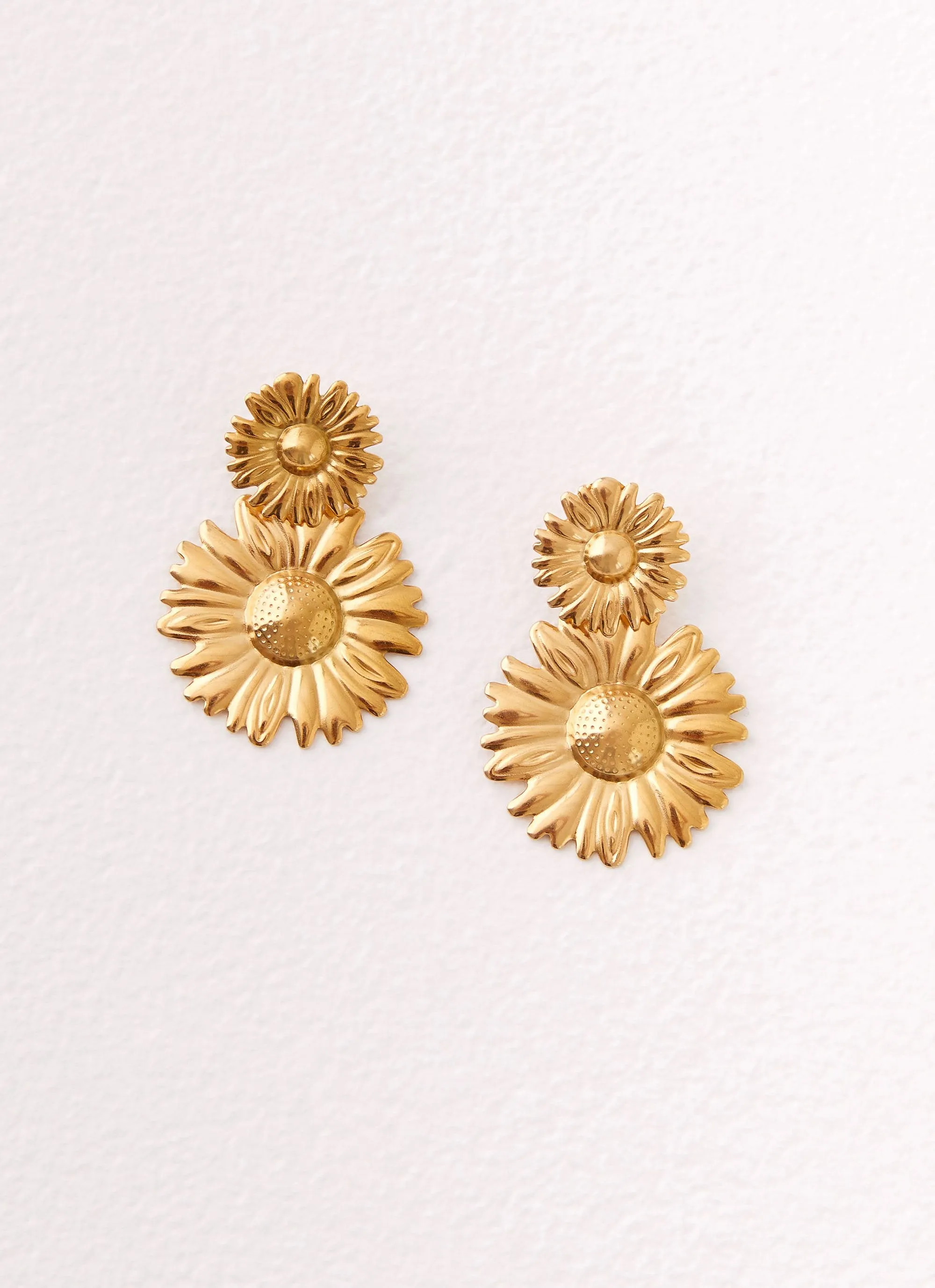 Daisy Love Earrings - Gold