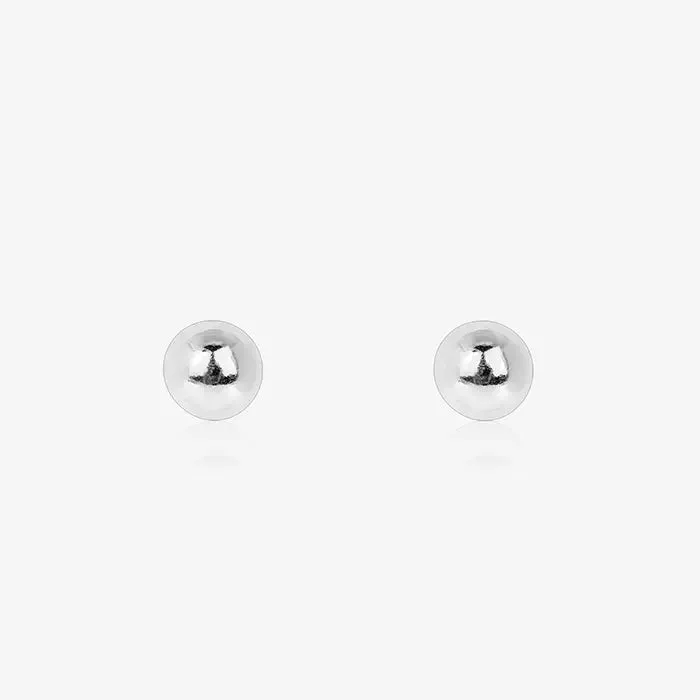 Radiant Classic Studs