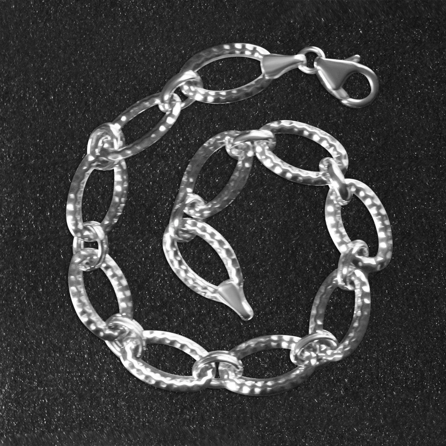 Textured Oval Link Bracelet in 14k White Gold